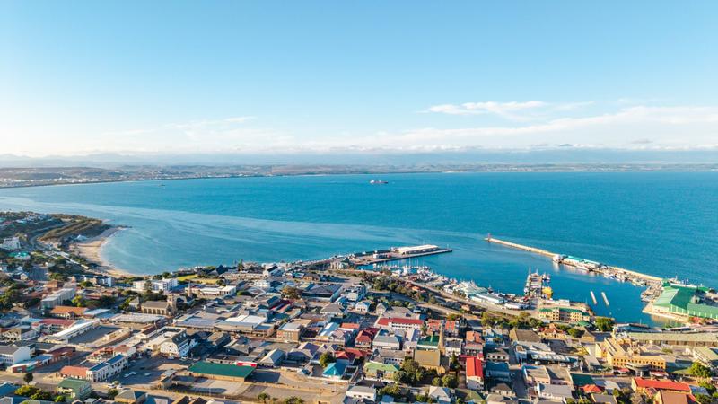 4 Bedroom Property for Sale in Linkside Western Cape